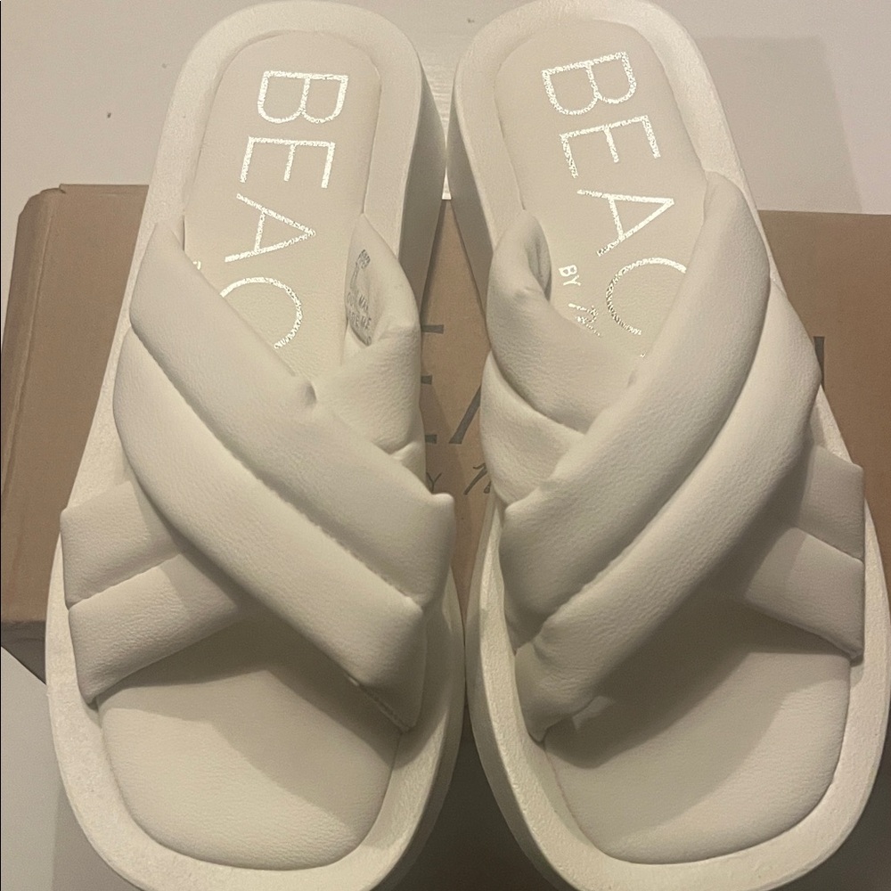 Matisse White Criss-Cross Sandals